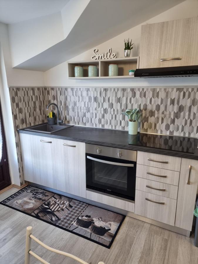 Apartment Pharos Zambratija  Luaran gambar
