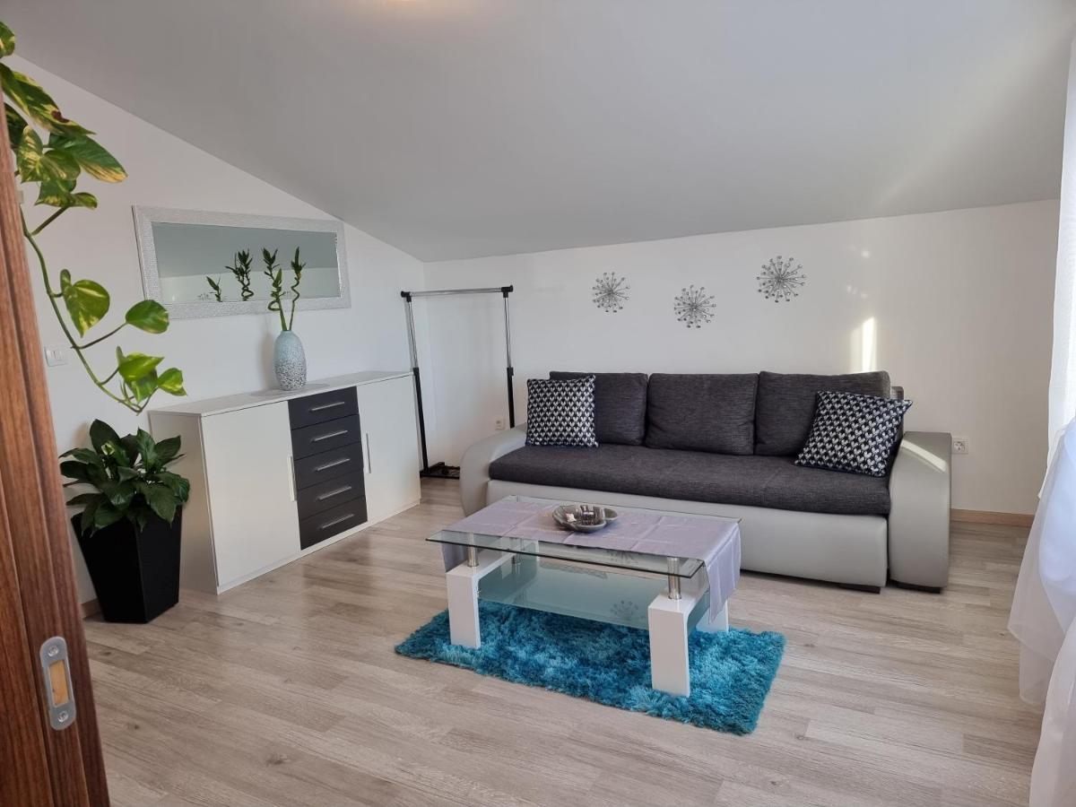 Apartment Pharos Zambratija  Luaran gambar